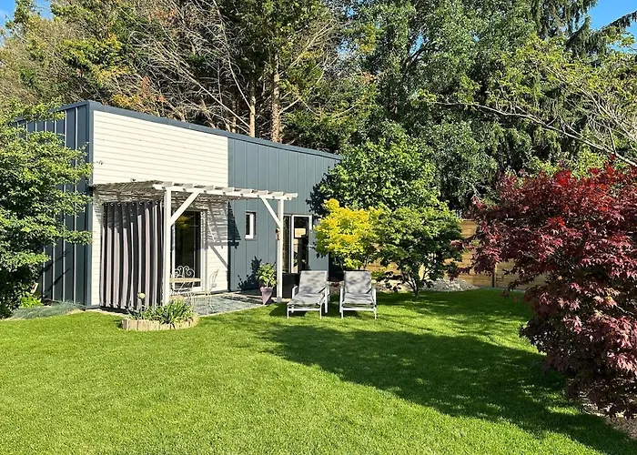 - - Le Champ Des Oiseaux Plessé